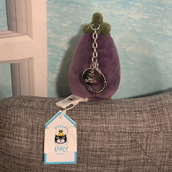 Jellycat Vivacious Aubergine Bag Charm - Picture 3 of 5